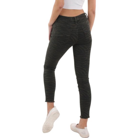 Driftwood Jackie Army-Green & Black Zebra Skinny Jeans NWT - Picture 5 of 5